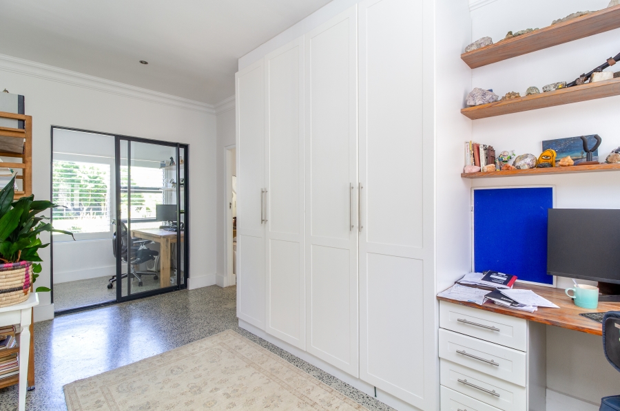 4 Bedroom Property for Sale in Tokai Western Cape